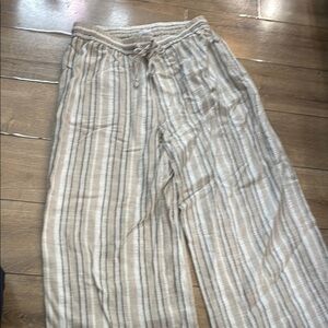 Striped Beige and Gray Cropped Pants
